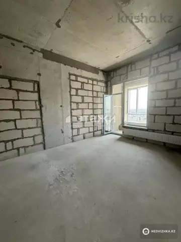 2-комнатная квартира, этаж 21 из 21, 57 м²