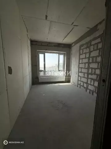 2-комнатная квартира, этаж 21 из 21, 57 м²