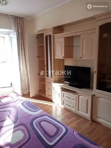 2-комнатная квартира, этаж 9 из 12, 56 м², на длительный срок