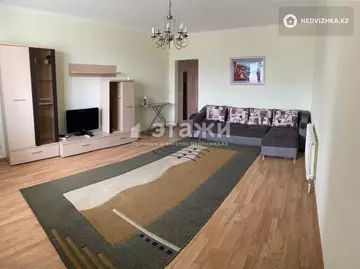 2-комнатная квартира, этаж 7 из 19, 90 м², на длительный срок