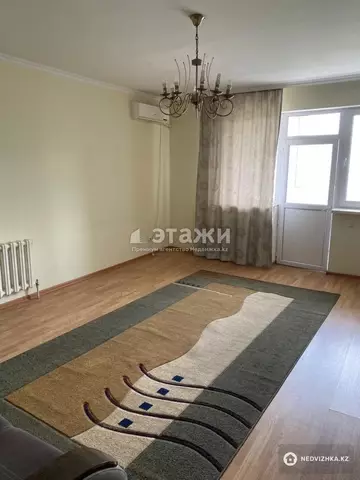 2-комнатная квартира, этаж 7 из 19, 90 м², на длительный срок