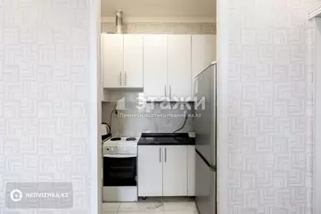 2-комнатная квартира, этаж 8 из 8, 34 м²