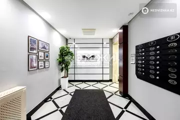 2-комнатная квартира, этаж 8 из 8, 34 м²