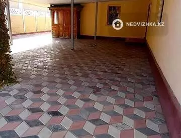 5-комнатный дом, 7 соток, 120 м²