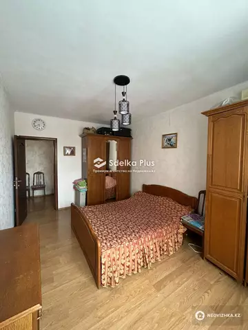 2-комнатная квартира, этаж 3 из 9, 57 м²