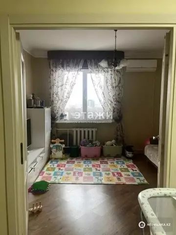 2-комнатная квартира, этаж 10 из 12, 54 м²