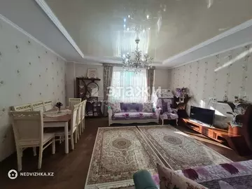 3-комнатная квартира, этаж 12 из 15, 110 м²