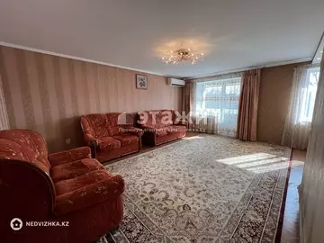3-комнатная квартира, этаж 4 из 4, 88 м²