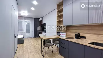 1-комнатная квартира, этаж 10 из 12, 40 м², на длительный срок