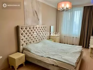 3-комнатная квартира, этаж 12 из 15, 90 м², на длительный срок