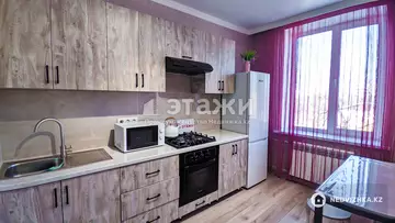 1-комнатная квартира, этаж 3 из 3, 33 м², на длительный срок
