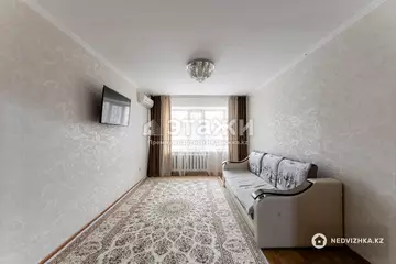4-комнатная квартира, этаж 3 из 5, 79 м²