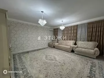 4-комнатная квартира, этаж 3 из 13, 156 м²
