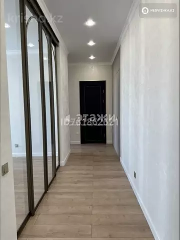 2-комнатная квартира, этаж 9 из 9, 74 м²
