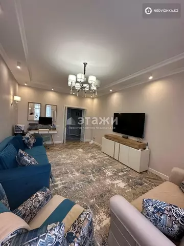3-комнатная квартира, этаж 6 из 6, 102 м²