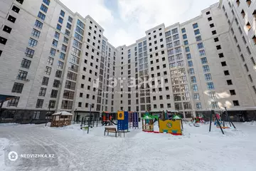 2-комнатная квартира, этаж 3 из 12, 60 м²