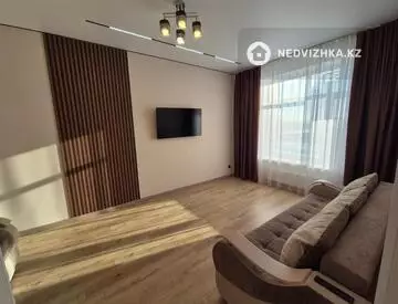 1-комнатная квартира, этаж 7 из 9, 42 м², на длительный срок
