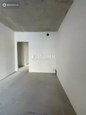 2-комнатная квартира, этаж 4 из 9, 45 м²