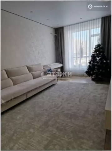 4-комнатная квартира, этаж 2 из 12, 133 м²