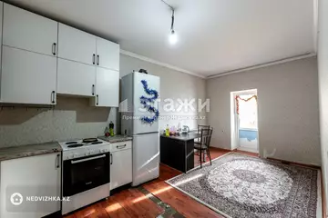 1-комнатная квартира, этаж 4 из 4, 36 м²