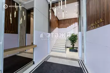 2-комнатная квартира, этаж 3 из 22, 65 м²