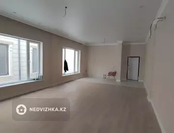 4-комнатный дом, 3 соток, 150 м²