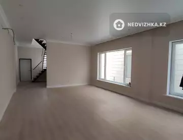 4-комнатный дом, 3 соток, 150 м²