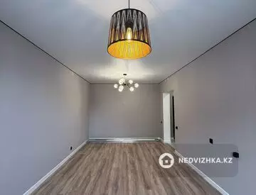 1-комнатная квартира, этаж 10 из 12, 40 м²