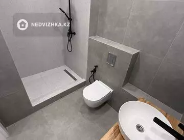 1-комнатная квартира, этаж 10 из 12, 40 м²
