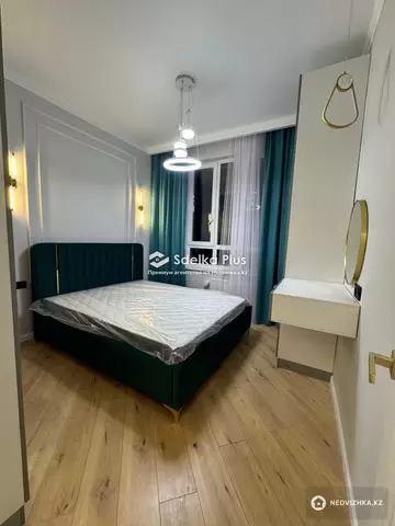 2-комнатная квартира, этаж 8 из 9, 39 м²