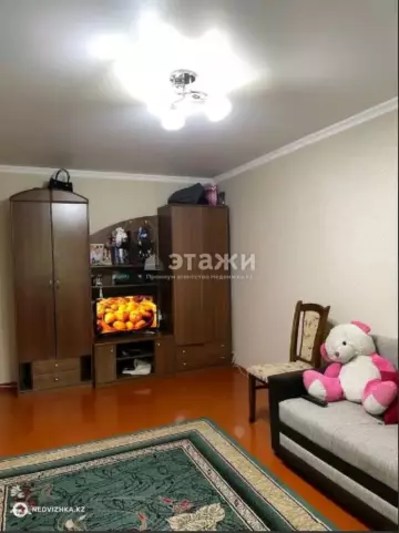 1-комнатная квартира, этаж 2 из 3, 32 м²