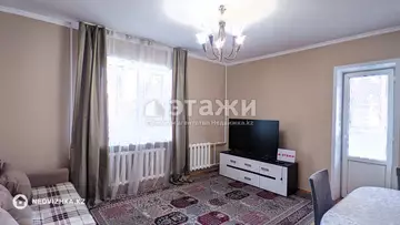 2-комнатная квартира, этаж 3 из 12, 53 м², на длительный срок