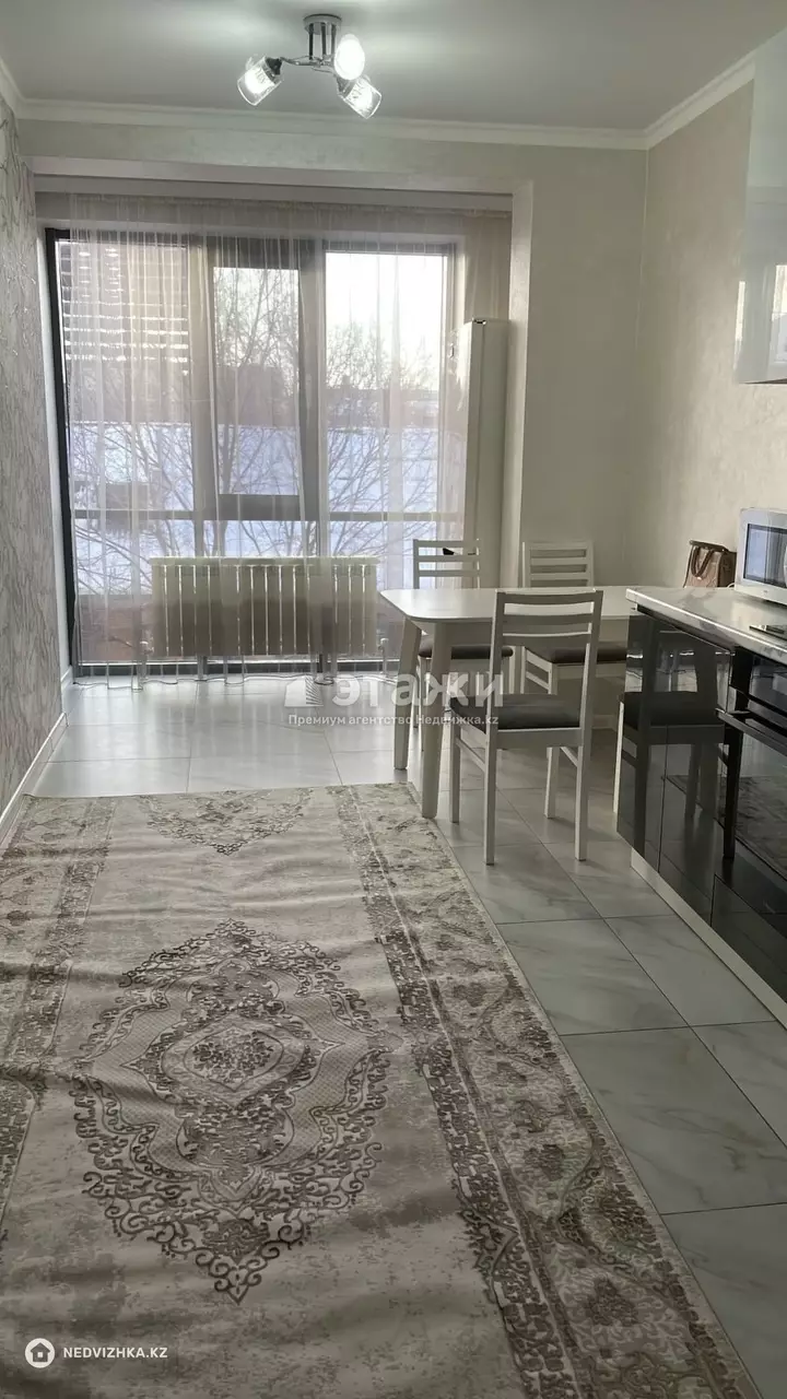 70 м², 2-комнатная квартира, этаж 3 из 12, 70 м², на длительный срок, изображение - 1
