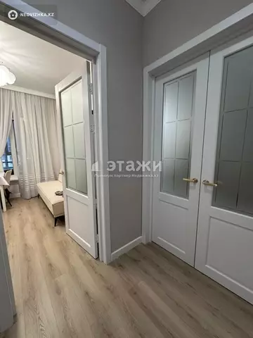 2-комнатная квартира, этаж 9 из 9, 63 м²