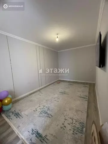 2-комнатная квартира, этаж 1 из 9, 56 м²