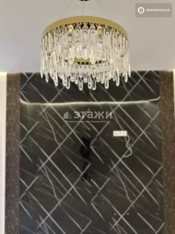 2-комнатная квартира, этаж 4 из 9, 68 м²