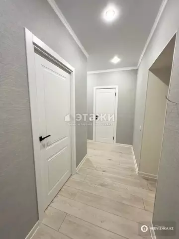 1-комнатная квартира, этаж 8 из 9, 38 м²