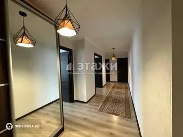 2-комнатная квартира, этаж 4 из 6, 59 м²