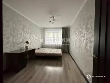 2-комнатная квартира, этаж 4 из 6, 59 м²