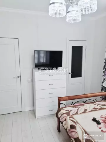 83.2 м², 3-комнатная квартира, этаж 4 из 10, 83 м², изображение - 5