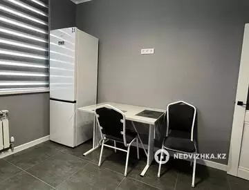 1-комнатная квартира, этаж 6 из 8, 43 м², На длительный срок