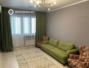 1-комнатная квартира, этаж 6 из 8, 43 м², На длительный срок