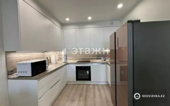 70 м², 2-комнатная квартира, этаж 9 из 17, 70 м², изображение - 1