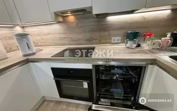 2-комнатная квартира, этаж 9 из 17, 70 м²