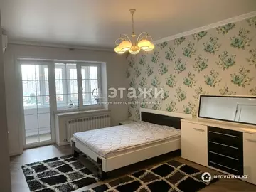 2-комнатная квартира, этаж 2 из 17, 78 м², на длительный срок