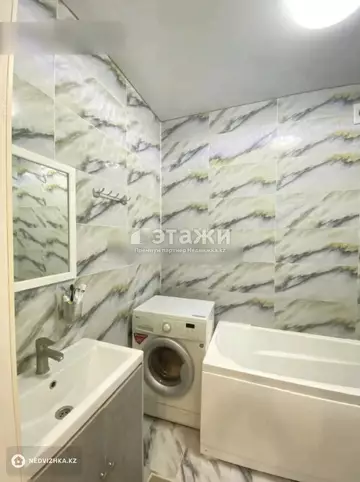 1-комнатная квартира, этаж 10 из 10, 45 м²