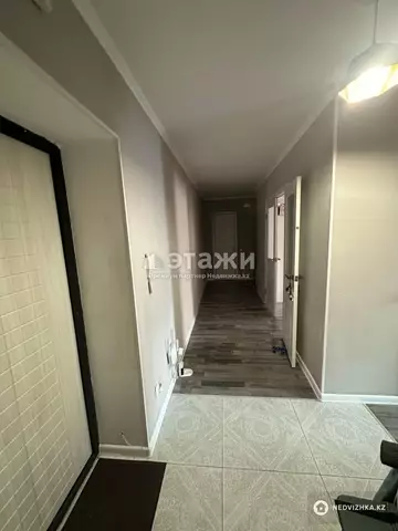 2-комнатная квартира, этаж 9 из 10, 60 м²