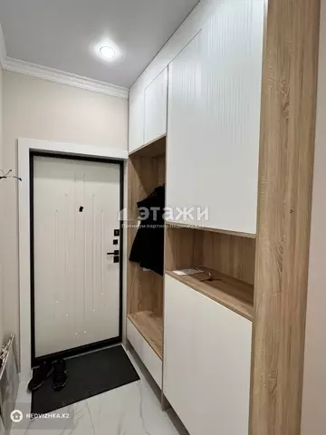 2-комнатная квартира, этаж 2 из 12, 70 м²