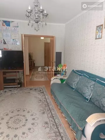 2-комнатная квартира, этаж 2 из 9, 60 м²