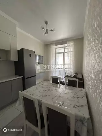 2-комнатная квартира, этаж 9 из 12, 68 м²